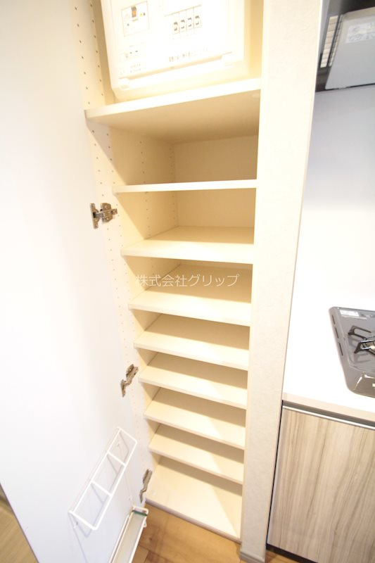 オルタナ横濱阪東橋の収納