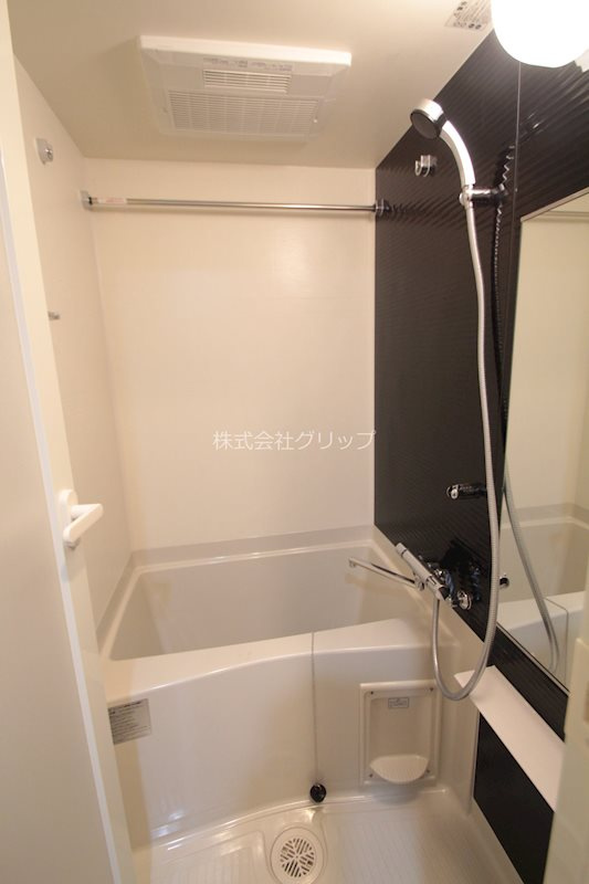 オルタナ横濱阪東橋の浴室