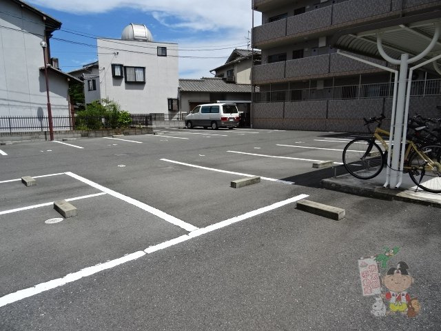 Ａｍｂｉｔｉｏｎの駐車場