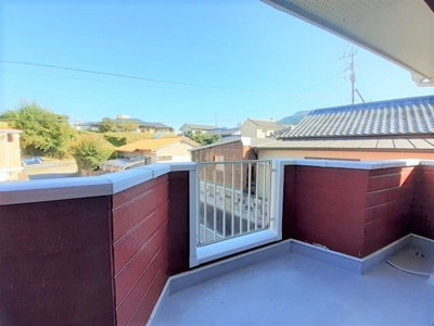 【バルコニー】 | キャッスル川東