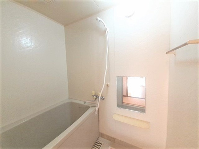 【浴室】 | キャッスル川東