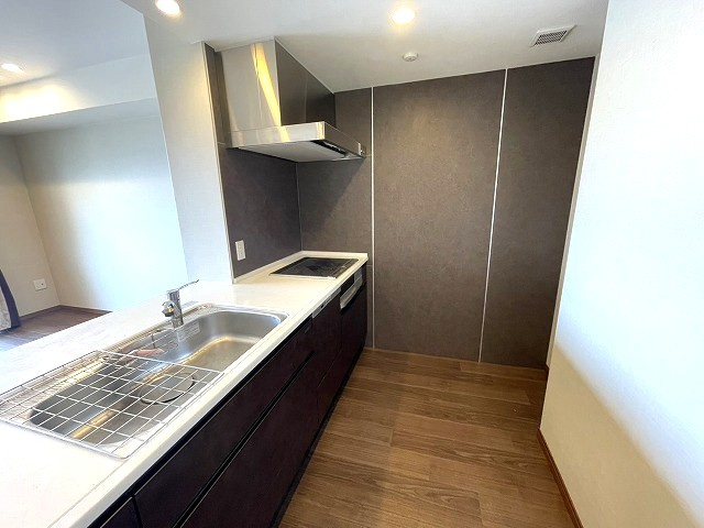 【キッチン】 | グレースマンション中山下公園 | ◇◆キッチン◆◇フローリングリノベーション済み