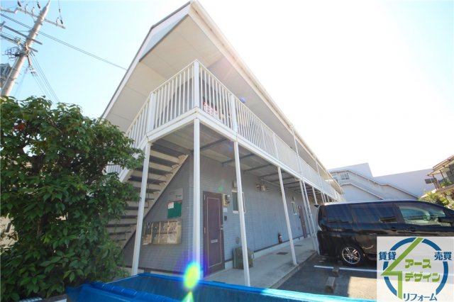 ロイヤルハイツⅢ