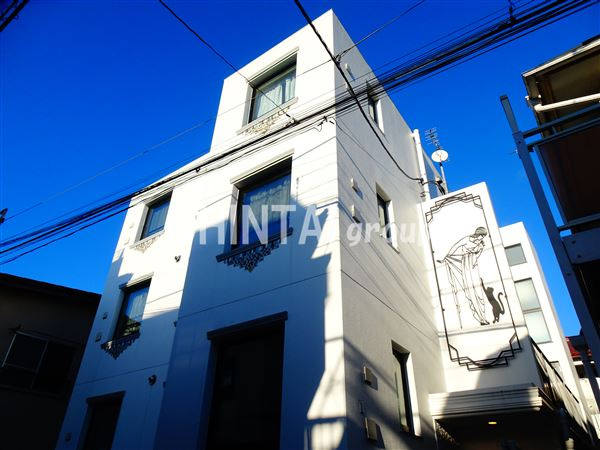 アールデコ初台マンションの外観