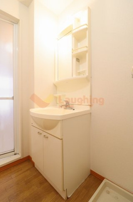 【洗面所】 | セジュールシャンスⅡB棟 | ゆったりとスペースのある洗面所