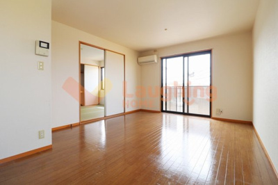 【居間・リビング】 | セジュールシャンスⅡB棟 | おしゃれな居間です