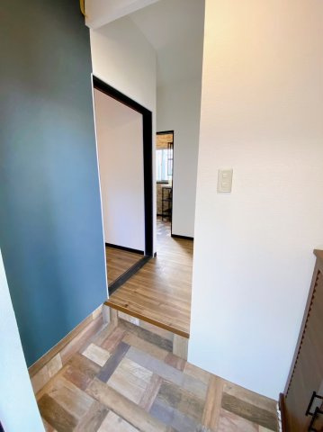 本丸戸建てのエントランス|落ち着いたエントランスです