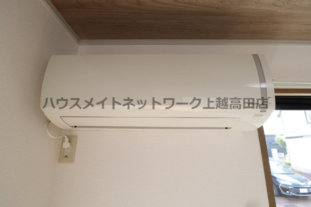 ロイヤルガーデン子安 Ｅの設備|エアコン