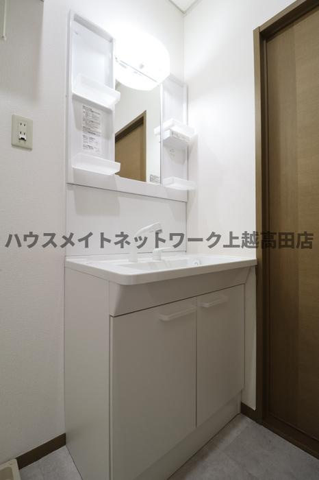 ロイヤルガーデン子安 Ｅの独立洗面台|洗髪洗面化粧台