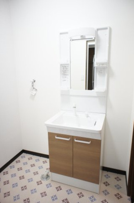 【独立洗面台】 | クレストF・M | 同棟の別部屋の写真です