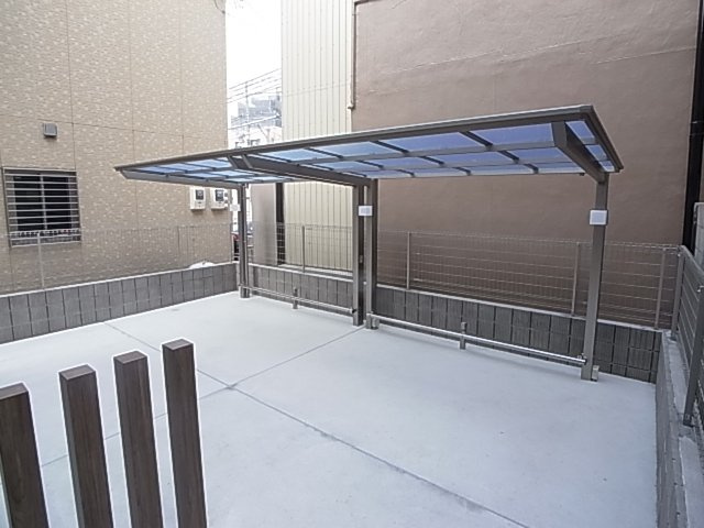 神戸市兵庫区荒田町３丁目のアパート