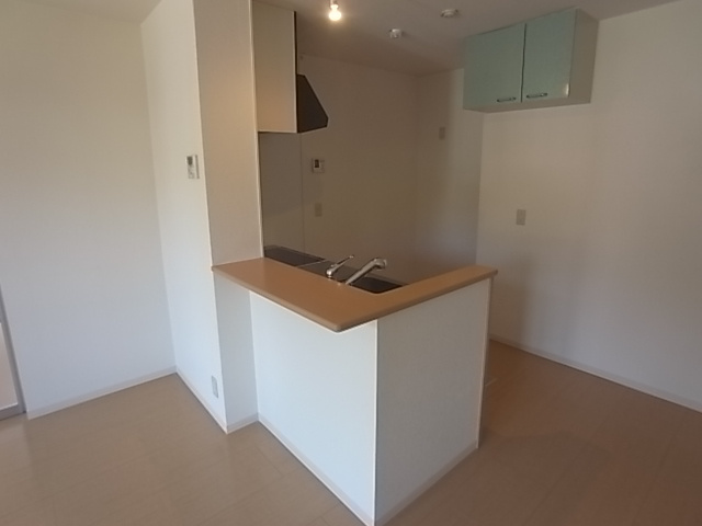 神戸市須磨区車字梨川のアパート