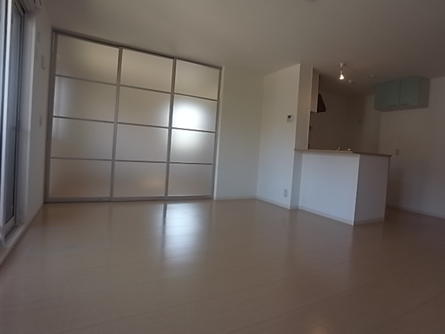 神戸市須磨区車字梨川のアパート