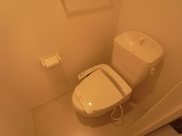 神戸市須磨区車字梨川のアパートのトイレ|ウォシュレット付