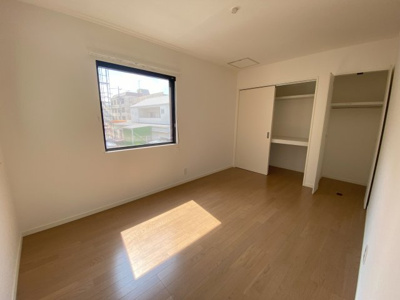 【洋室】 | CASA QUATTRO