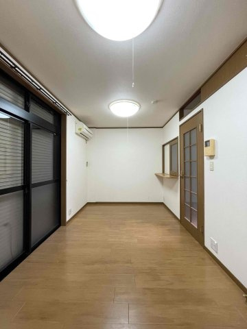 【内装】 | サンスベリア館 A棟 | 別号室の写真になります。現況優先。