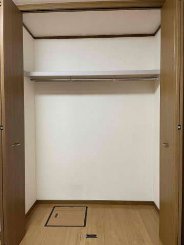 【収納】 | サンスベリア館 A棟 | 別号室の写真になります。現況優先。