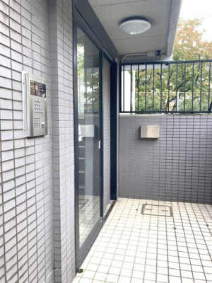 【エントランス】 | エステート・モア諸岡