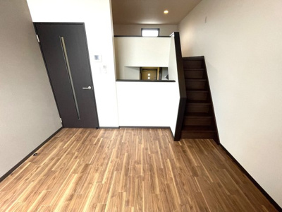【内装】 | クレオ千早参番館 | 別号室の写真になります。現況優先。