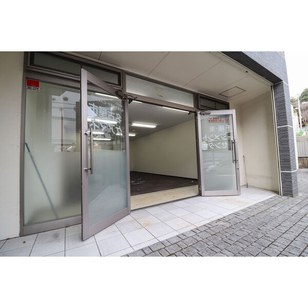 Lotus覚王山（ロータス カクオウザン）【　店舗系おすすめ　】