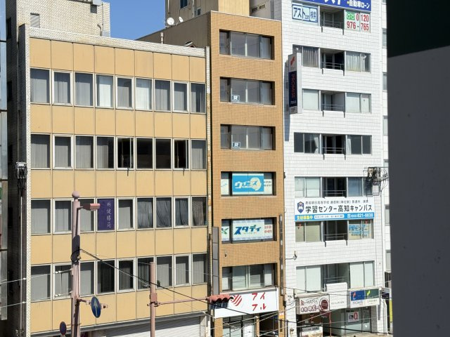 カゲヤマビルの外観