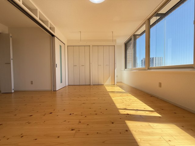 カゲヤマビルの洋室