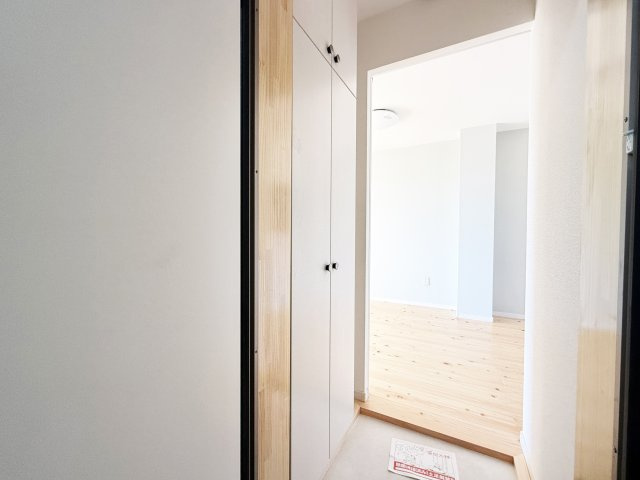 カゲヤマビルの玄関