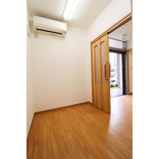  | Lotus覚王山（ロータス カクオウザン）【　店舗系おすすめ　】