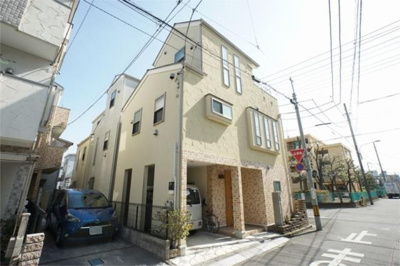 【外観】 | 松本貸家 | ビルトインガレージ