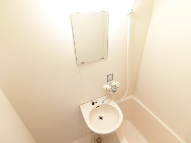 RX富田林の洗面所|同物件別部屋写真イメージ