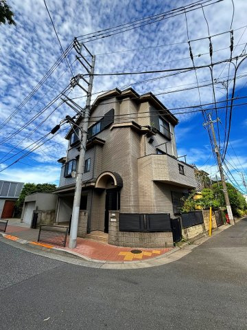 練馬区高松１丁目　戸建の前面道路含む現地写真