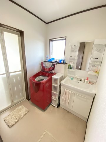【洗面所】 | 宇土市松山町 | ☆充分な広さの洗面所☆タオル等を置くスペースも確保できますね☆