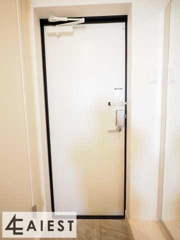 アップザイツの玄関|
