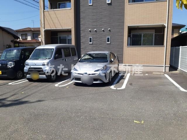 プレシードの駐車場