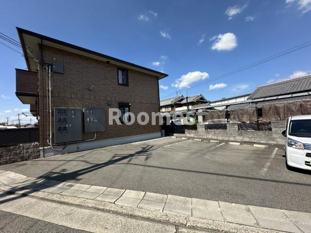 ディアコート北野の駐車場|駐車場があります