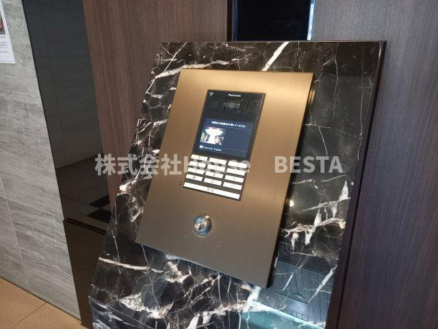 プレサンス神戸セレスティアのエントランス