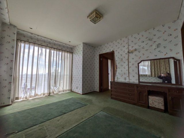 西宮市甲陽園山王町の中古一戸建の寝室