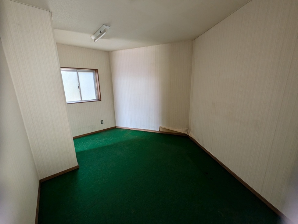 西宮市甲陽園山王町の中古一戸建の洋室