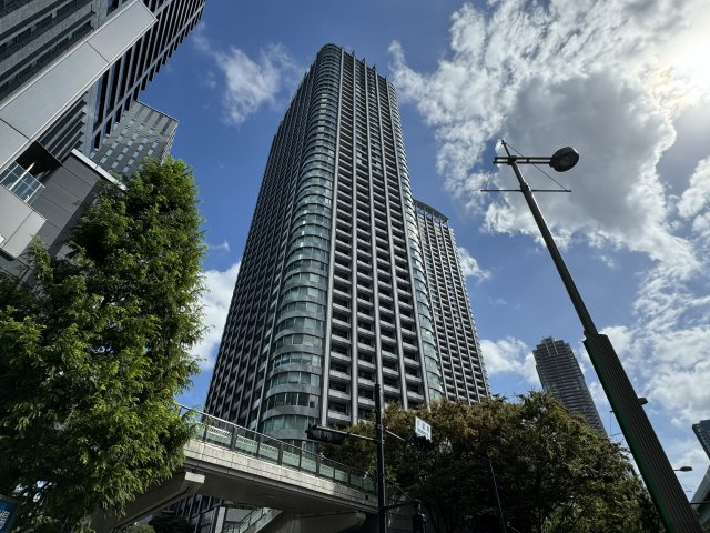 東京ツインパークスレフトウィングの外観