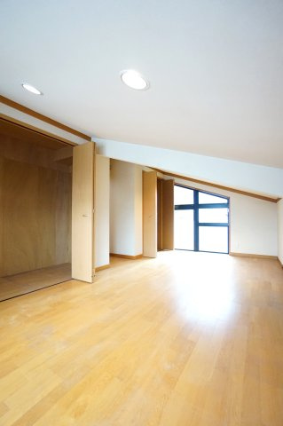 福井市上北野戸建ての居間・リビング