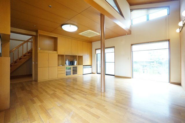 福井市上北野戸建ての居間・リビング