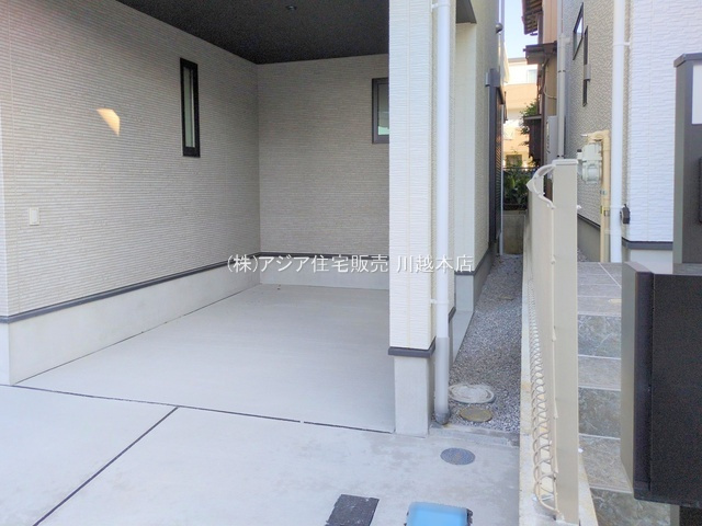 月々１０万円台～　新築戸建　富士見市東みずほ第2期の駐車場|A号棟　ビルトインカーポート