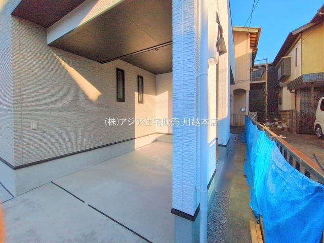 月々１０万円台～　新築戸建　富士見市東みずほ第2期の駐車場|B号棟　ビルトインカーポート