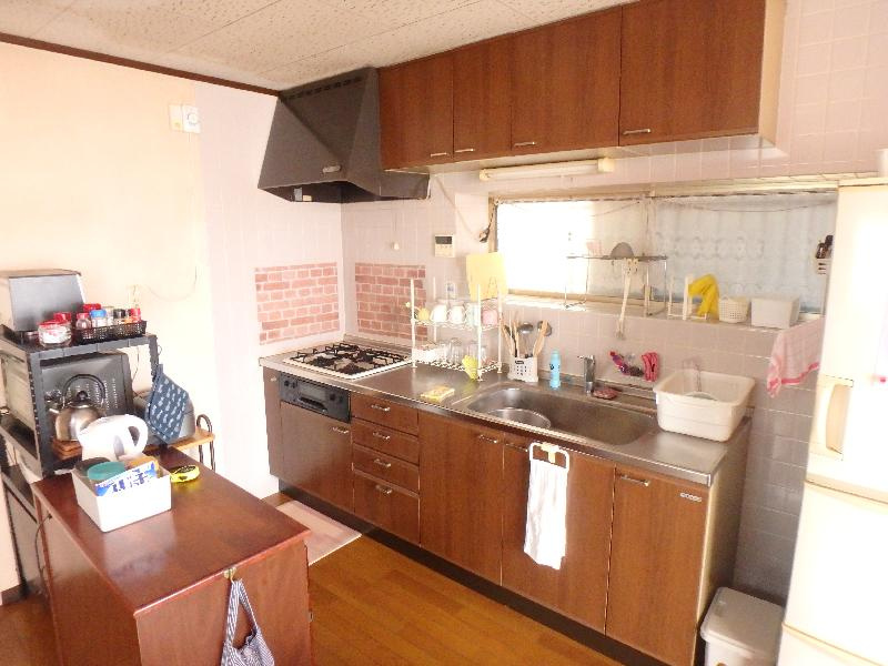 高丸４丁目一戸建のキッチン|お料理しやすいキッチンです