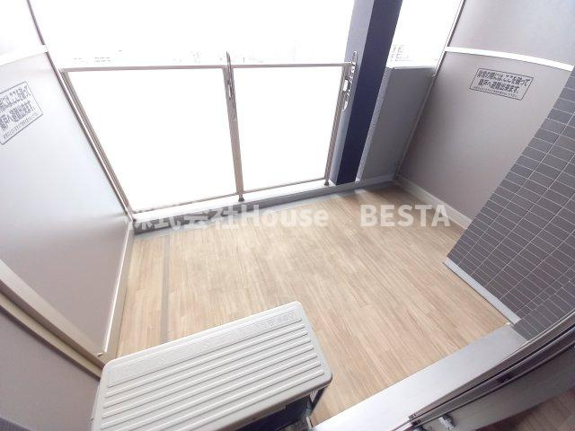 プレサンス神戸セレスティアのバルコニー