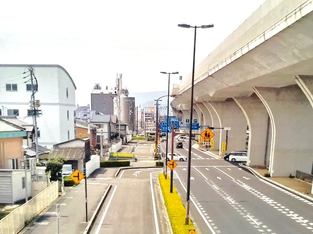 東山崎町　土地の周辺