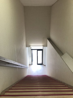 【エントランス】 | 柏原商業用テナント