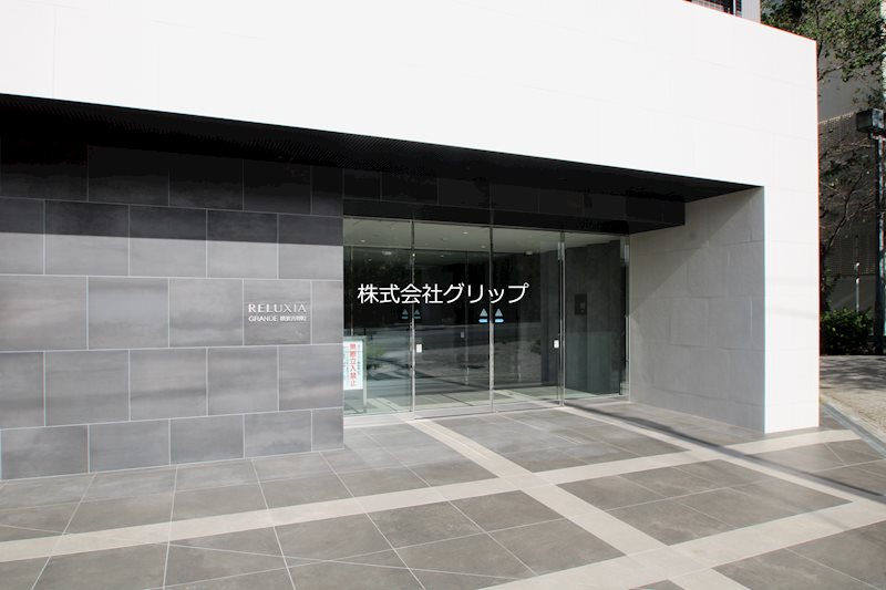 RELUXIA GRANDE 横濱吉野町のエントランス