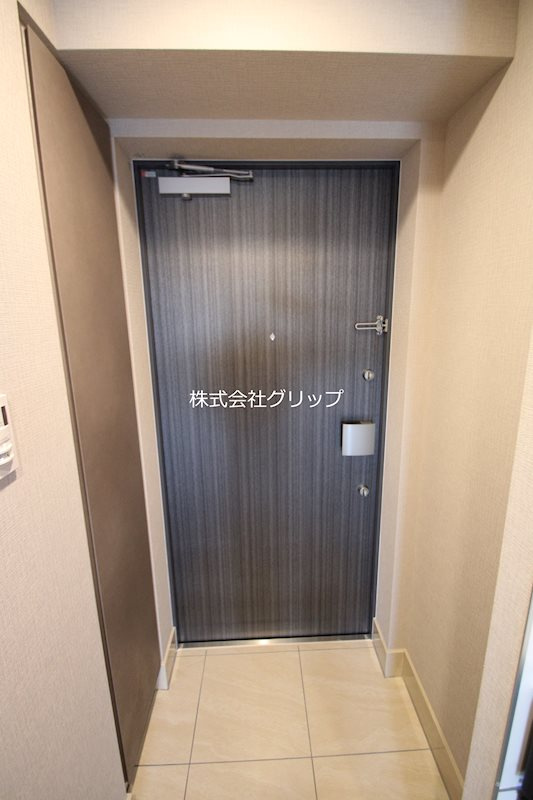 RELUXIA GRANDE 横濱吉野町の玄関
