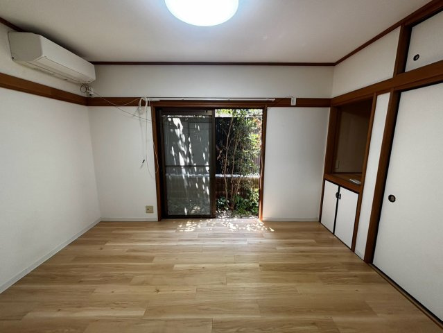 西川口コスモの洋室
